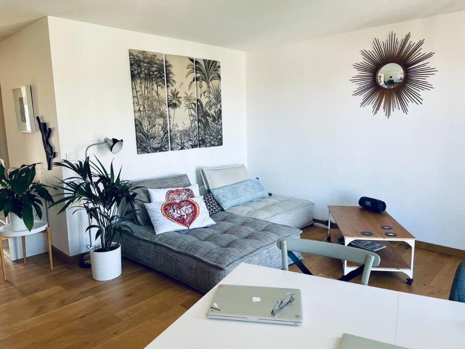 Superbe Appartement Sur Ванс Экстерьер фото